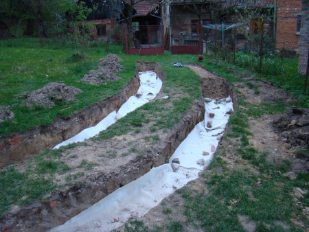 Cesta ze zatravňováků Slatina 04/25